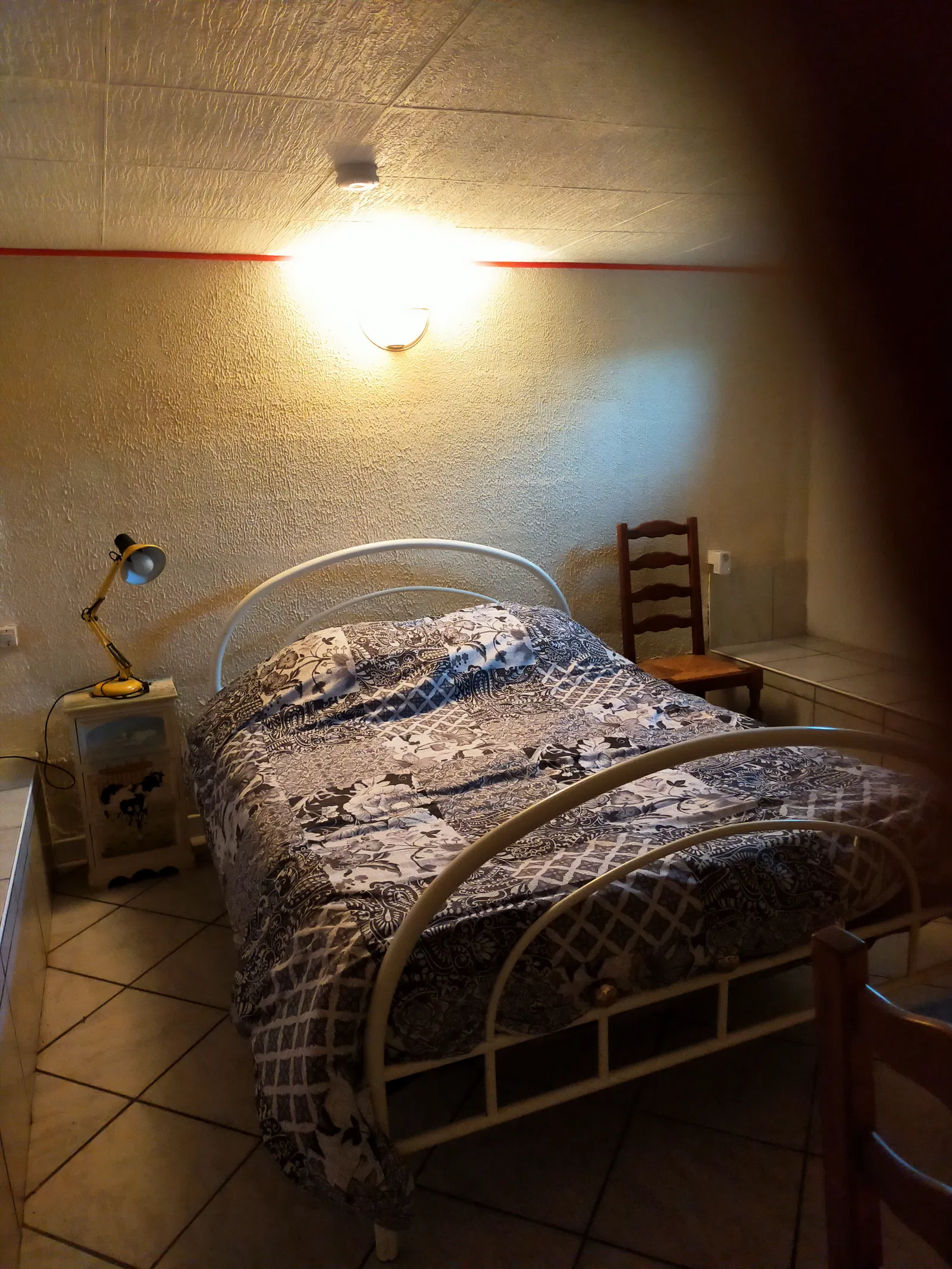 Chambre Rue des Chênes à Dénat