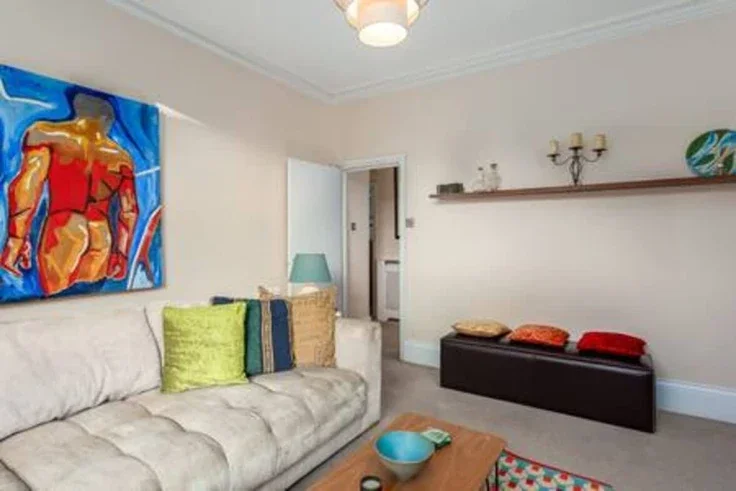 Flat Kennington Oval in Greater London