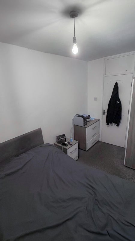 Flat Wick Road in Greater London