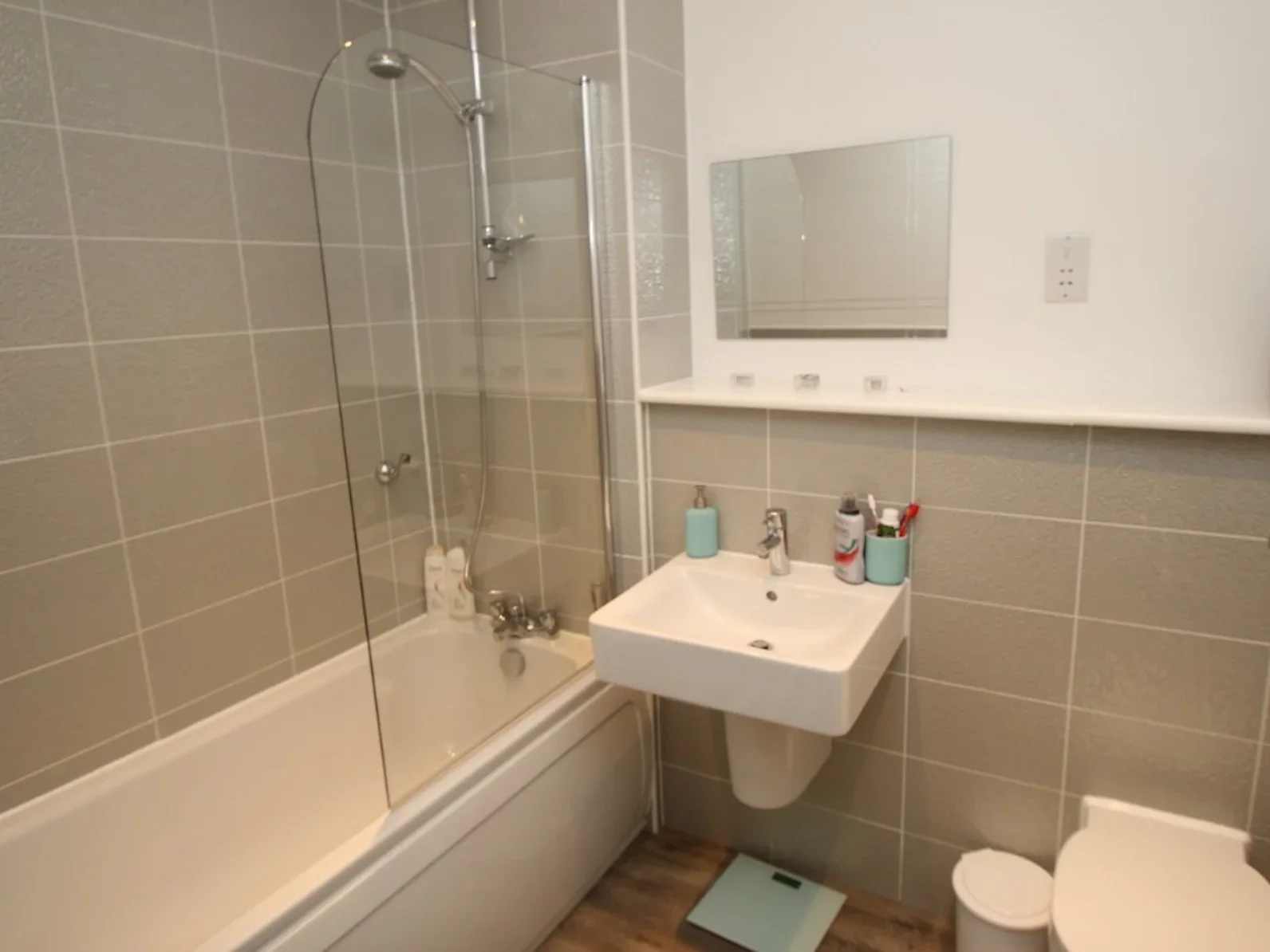 Flat Arneil Drive in City of Edinburgh