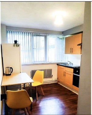 Room Carlton Road in Manchester