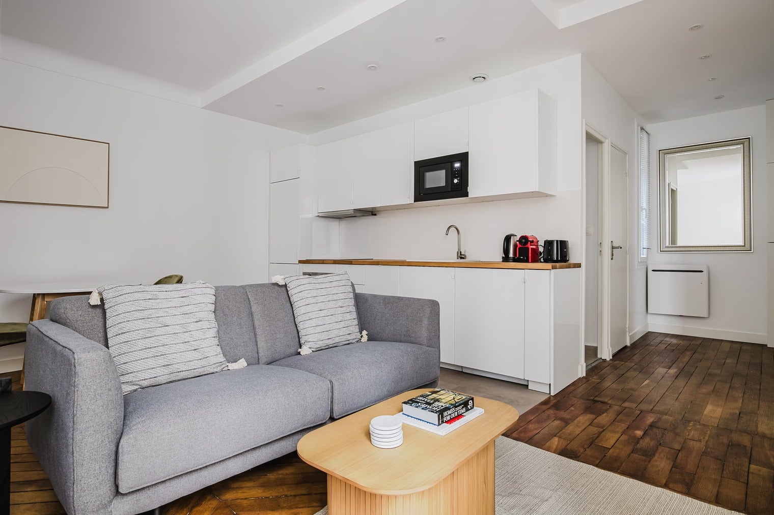 Flat Rue du Ranelagh in Paris