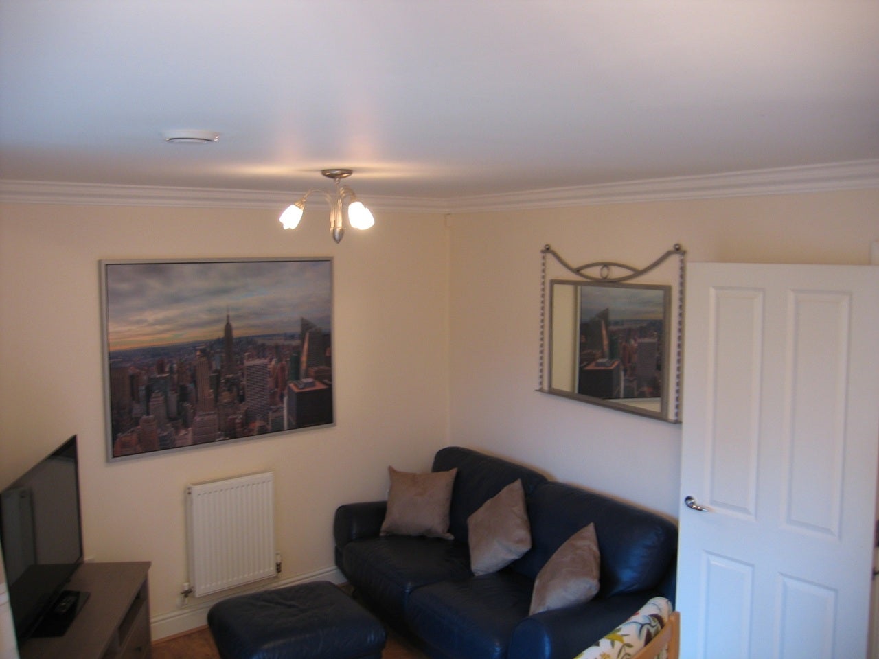House Brookbank Close in Cheltenham