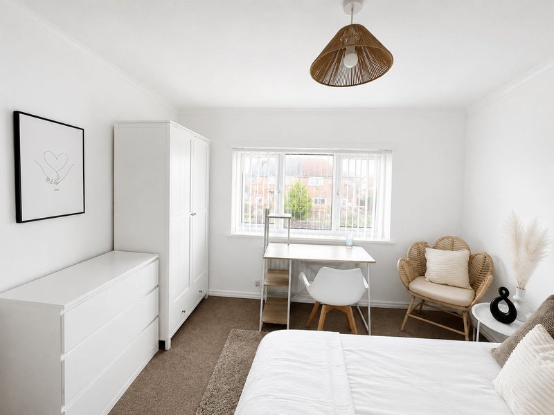 Room Brancepeth Avenue in Middlesbrough