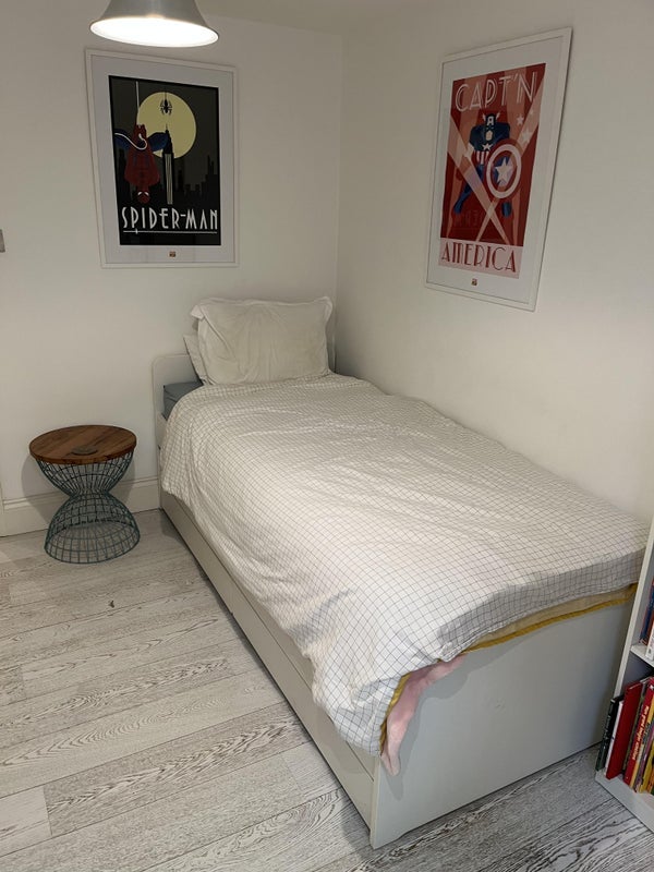 Room Parsifal Road in Greater London
