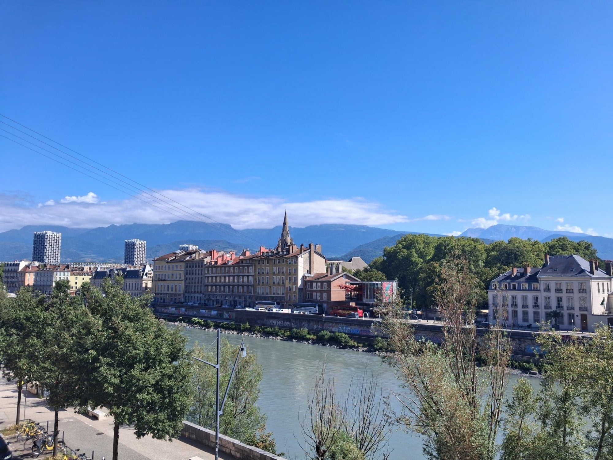 Flat Quai Perrière in Grenoble