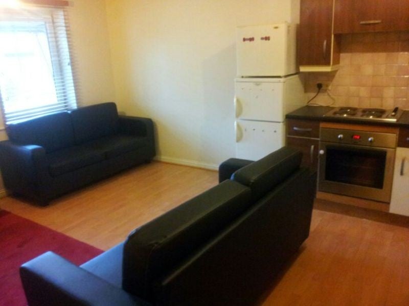Flat Luton Road in Greater London