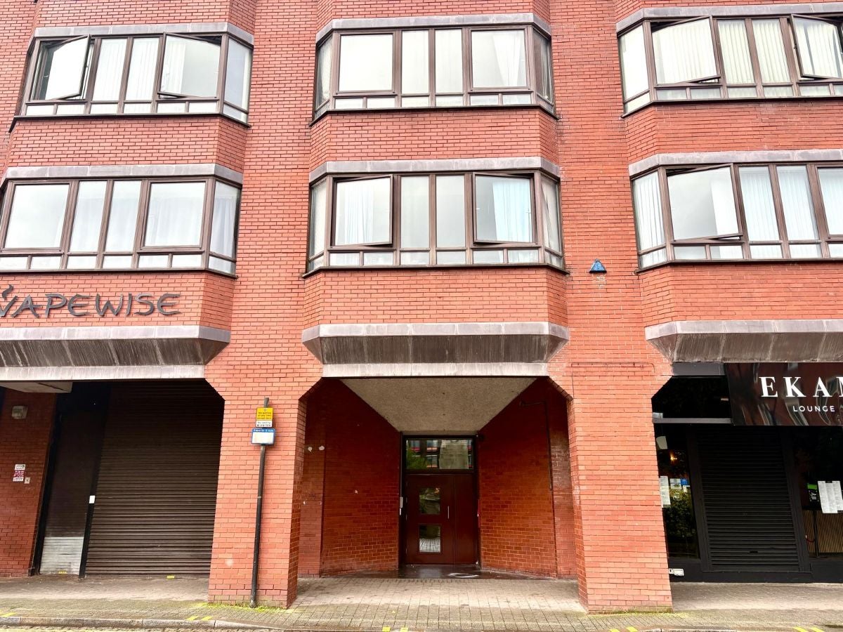 Flat Chancery Lane in Bolton