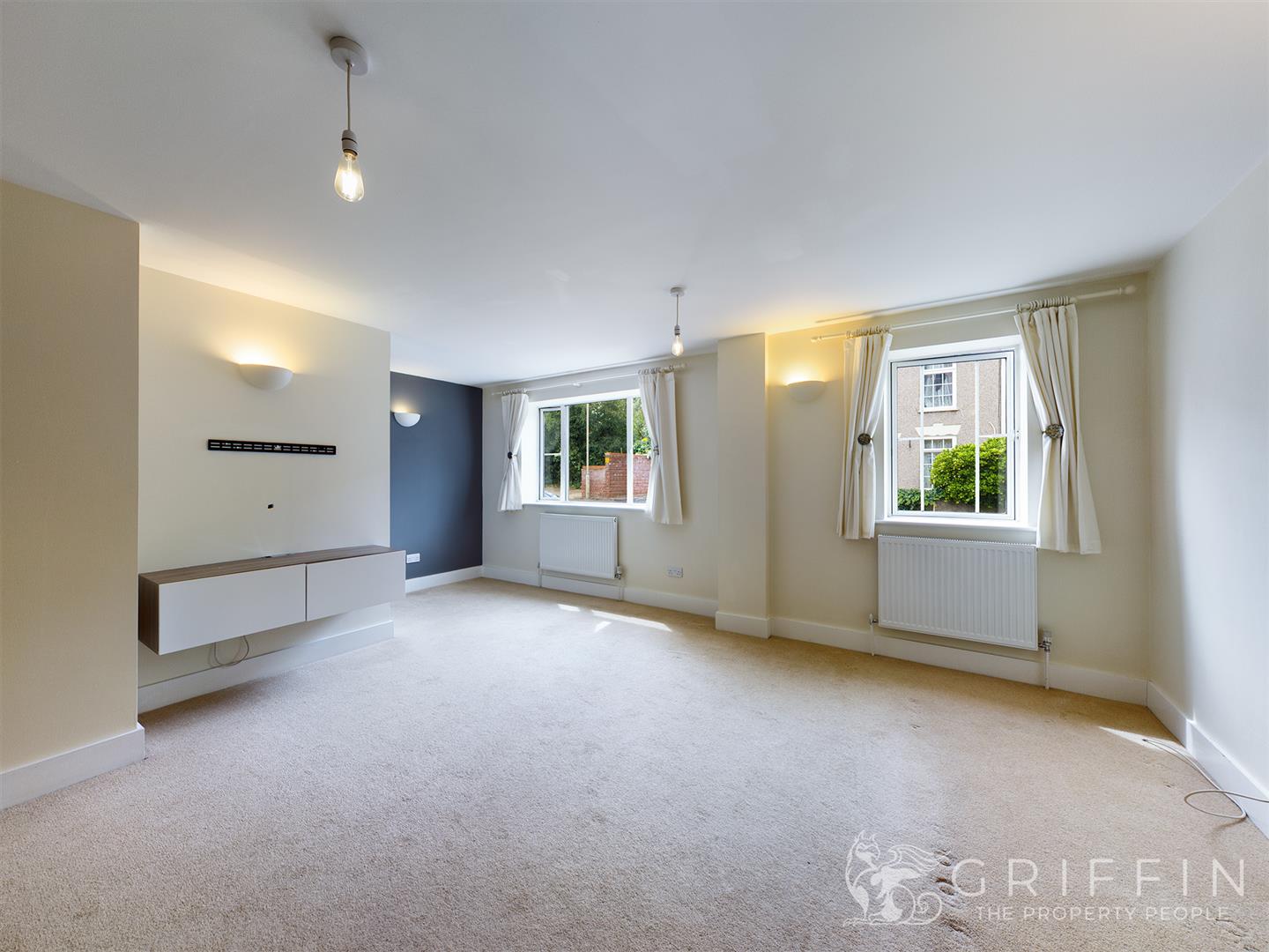 Flat Lorne Road in Brentwood