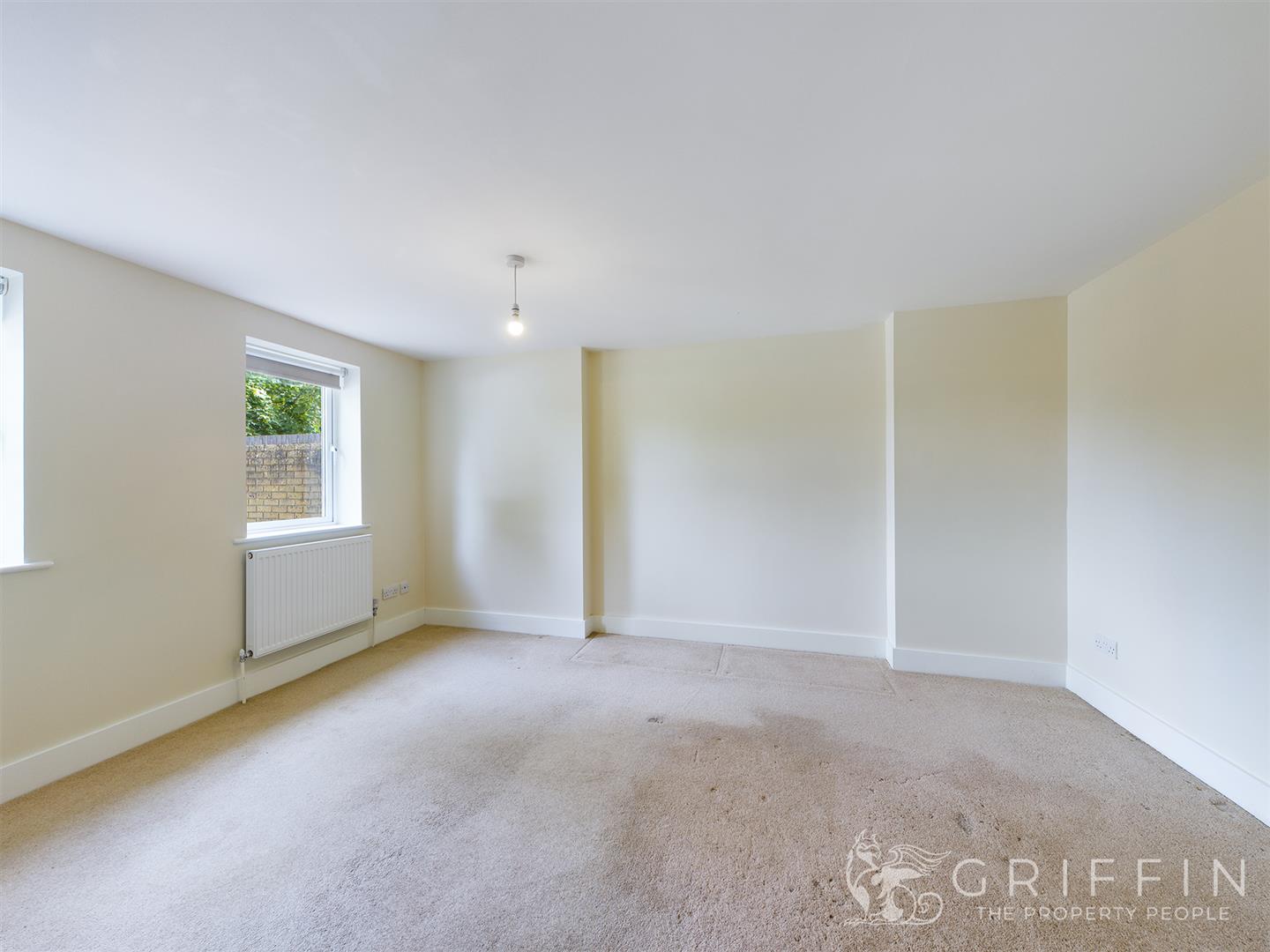 Flat Lorne Road in Brentwood