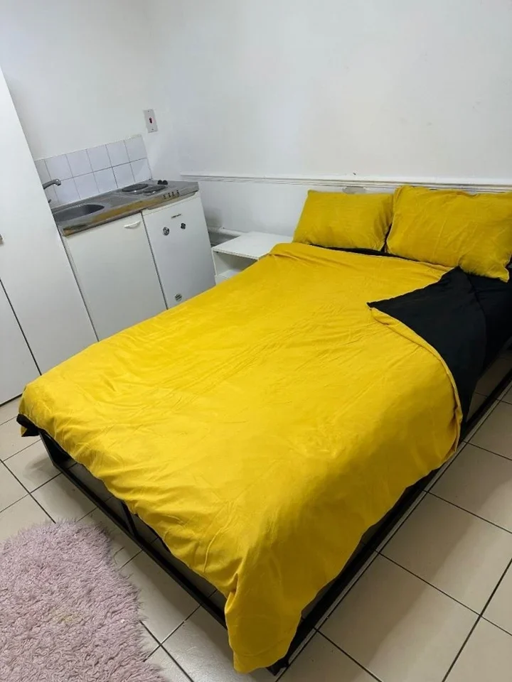 Room Frankland Road in Greater London