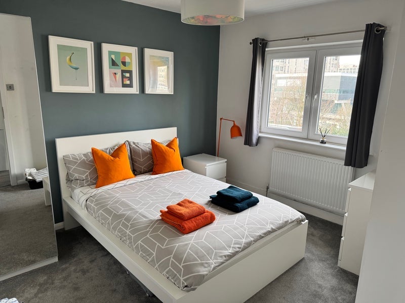 Room Litcham Close in Manchester