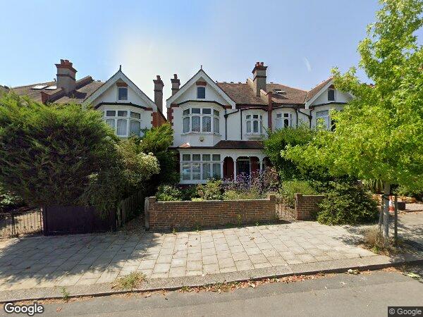 Flat Copley Park in Greater London