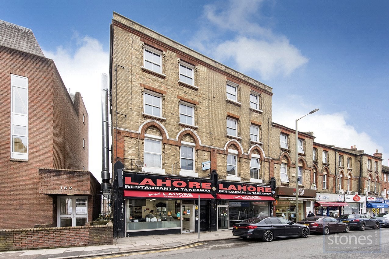 Flat Brent Street in Greater London