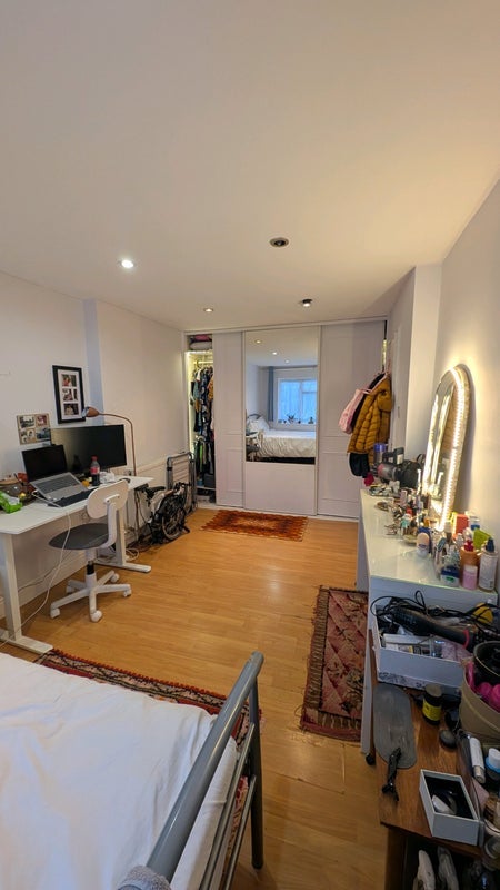 Room Roseacre Close in Greater London