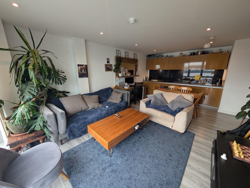 Flat William Jessop Way in Liverpool