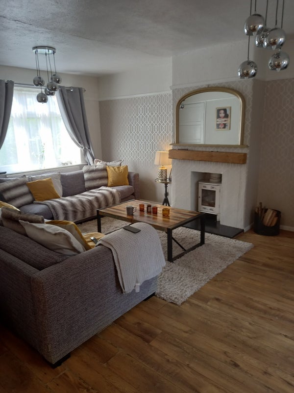 Room Croft Road in Sheffield