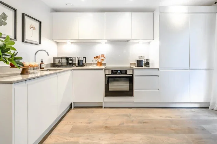 Flat King's Mews in Greater London