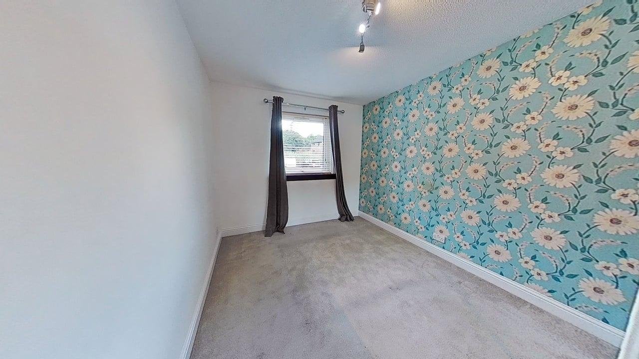 Flat Fortingall Avenue in Glasgow