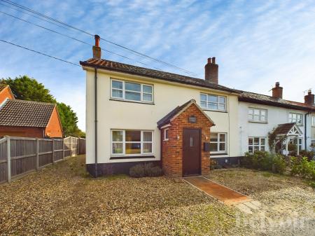 House Chequers Lane in Breckland District