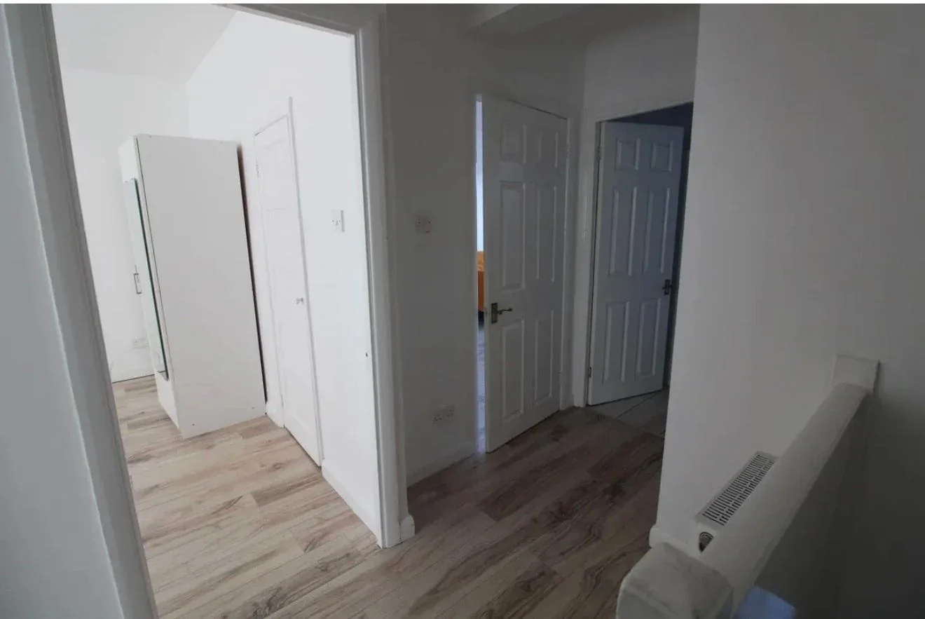 Flat Cheshunt Wash in Broxbourne
