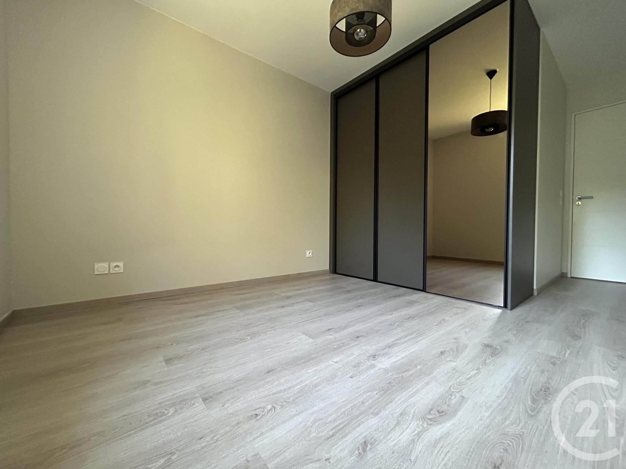 Appartement Rue Douglas Engelbart à Archamps