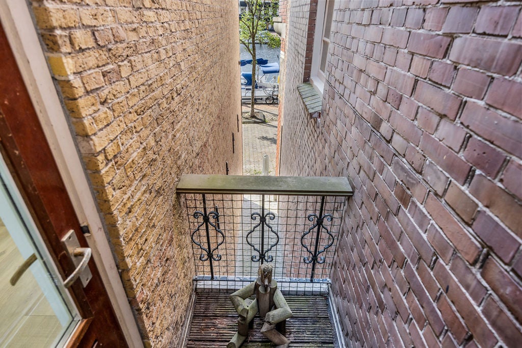 Tussenwoning te koop: Geeuwkade 4, Sneek