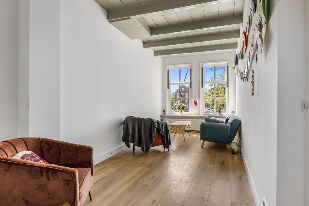 Tussenwoning te koop: Geeuwkade 4, Sneek