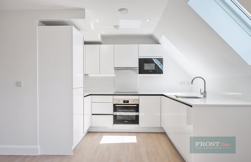Flat Privet Mews in Greater London