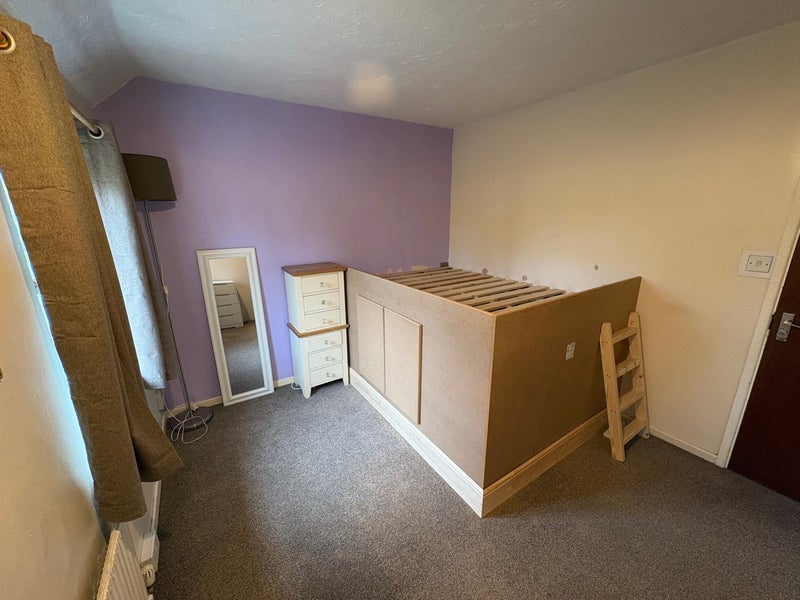 Room Tormarton Crescent in Bristol