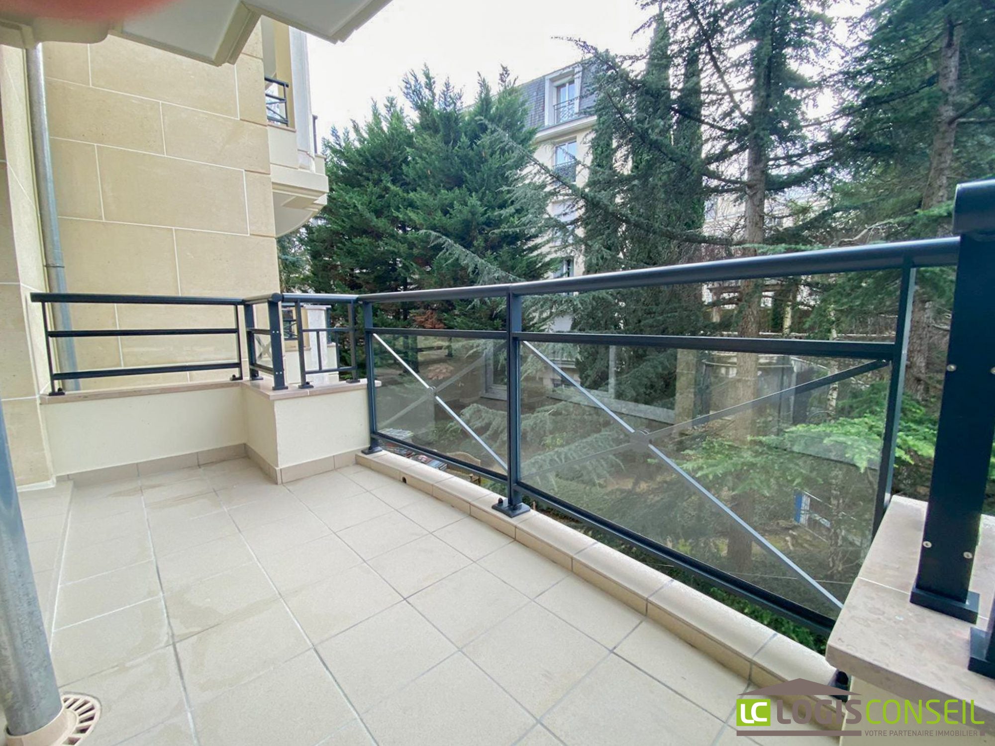 Appartement Avenue de la Résistance à Le Plessis-Robinson