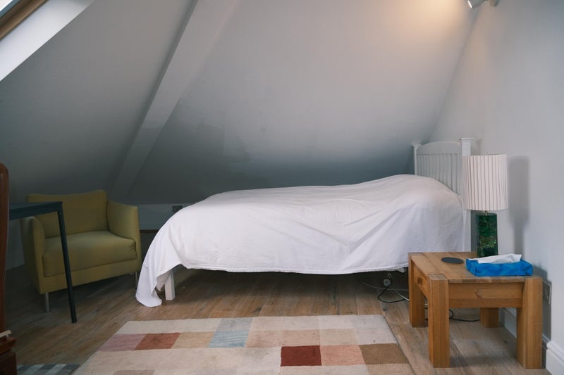 Room Netheravon Road in Greater London