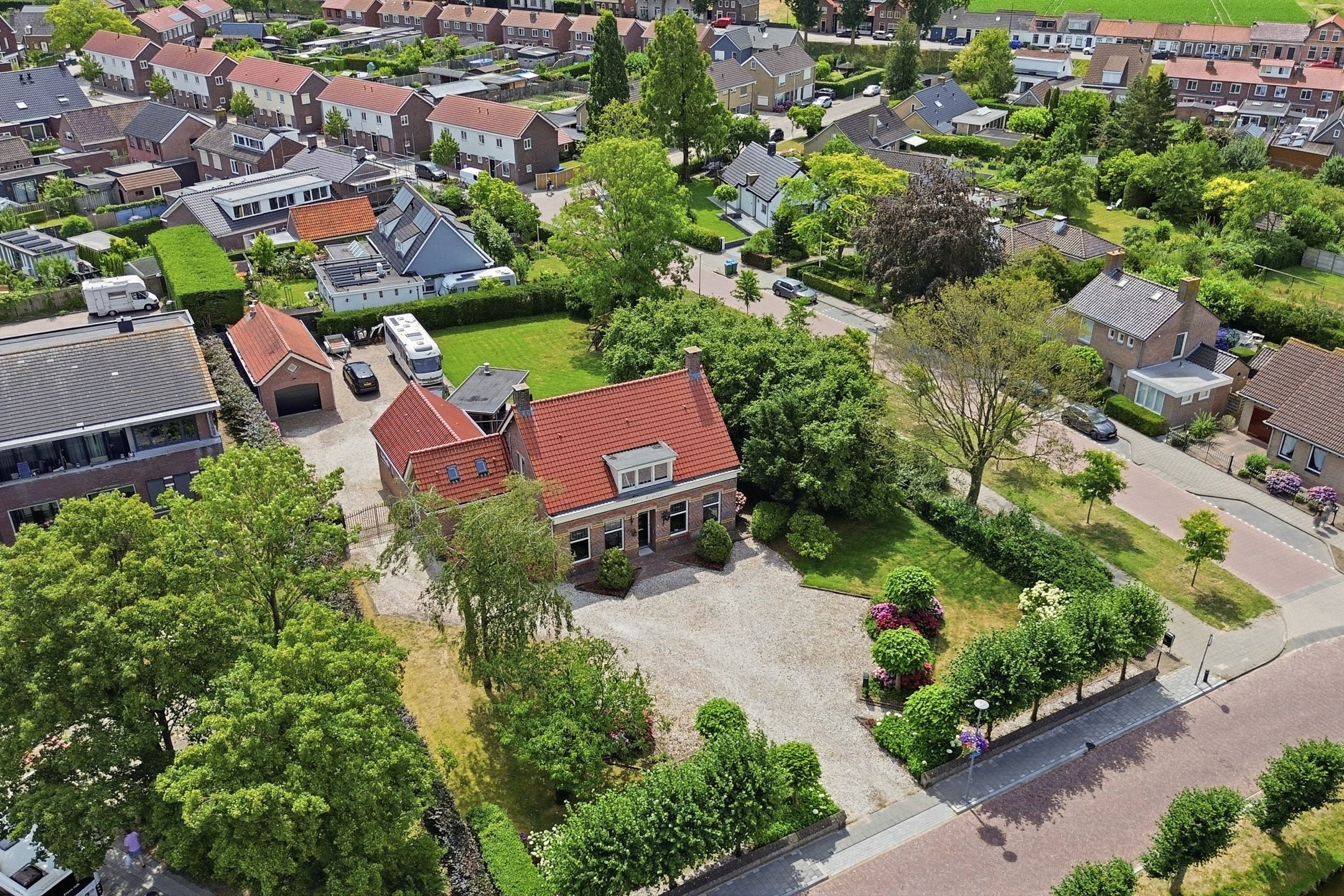 Vrijstaande woning te koop: Kerkring 26, Fijnaart