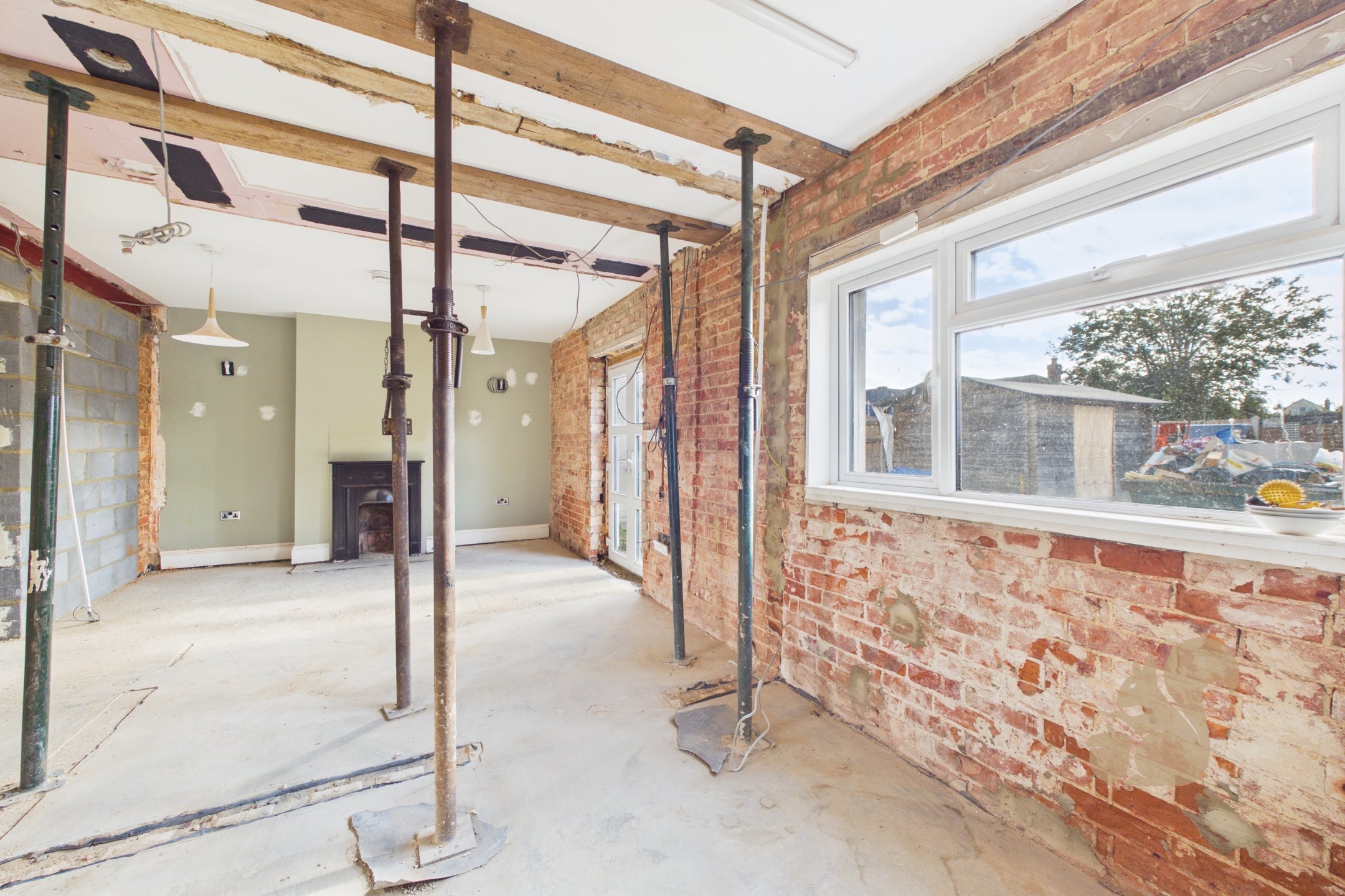 Flat Barfield Road in Colchester