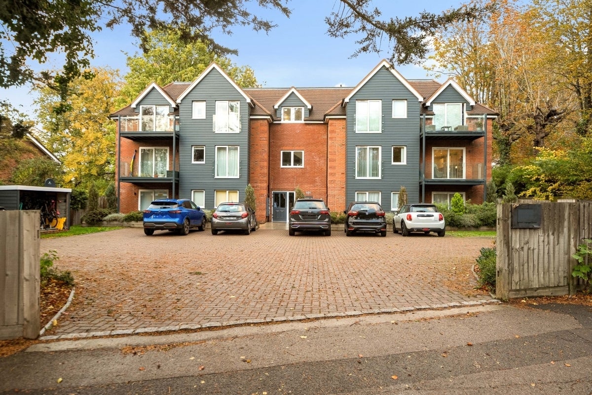 Flat College Road in Epsom and Ewell