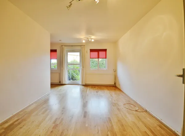 Flat Queensway in Cambridge