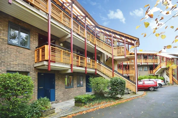 Flat Queensway in Cambridge