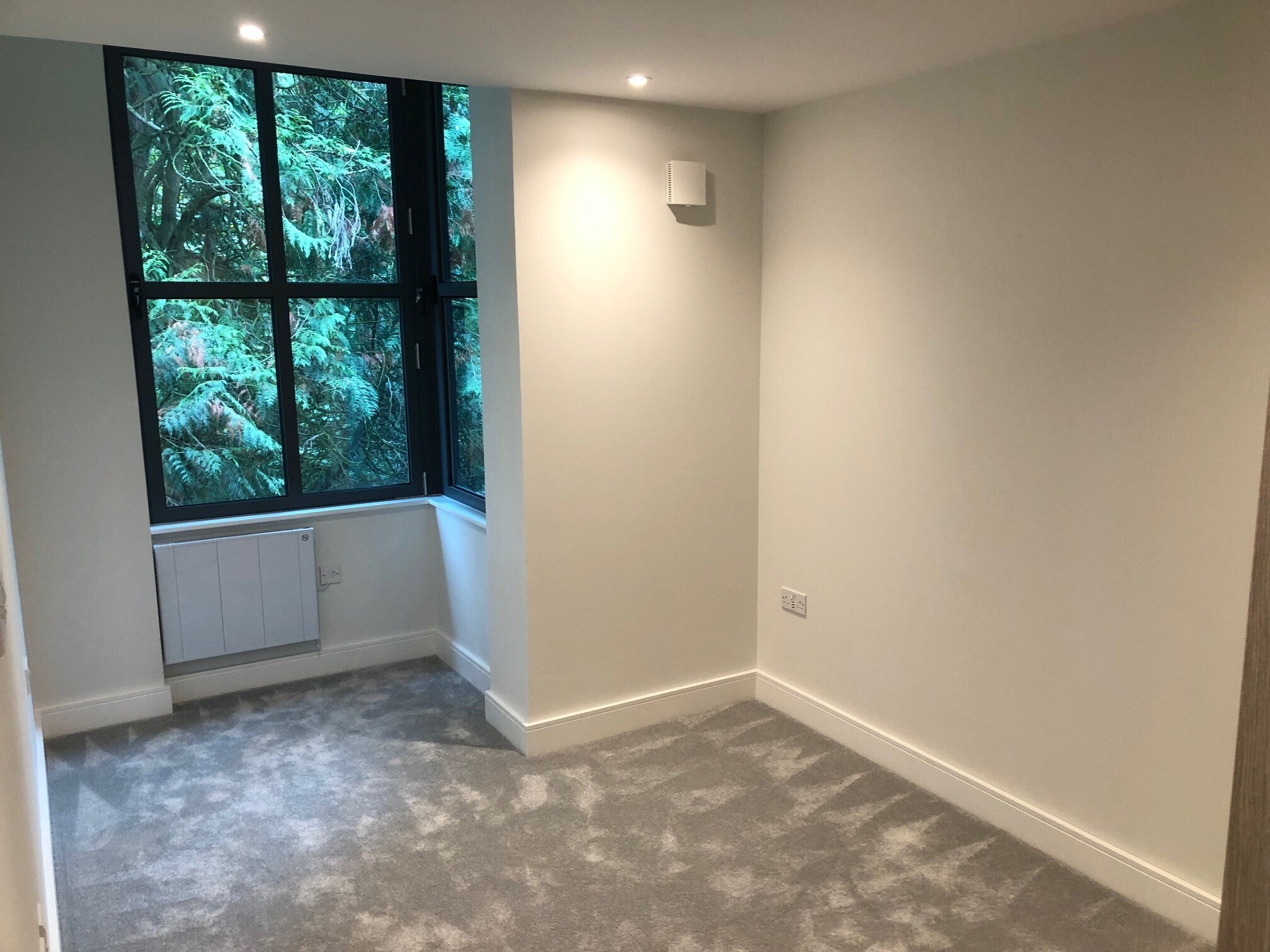 Flat Roebuck Close in Reigate and Banstead