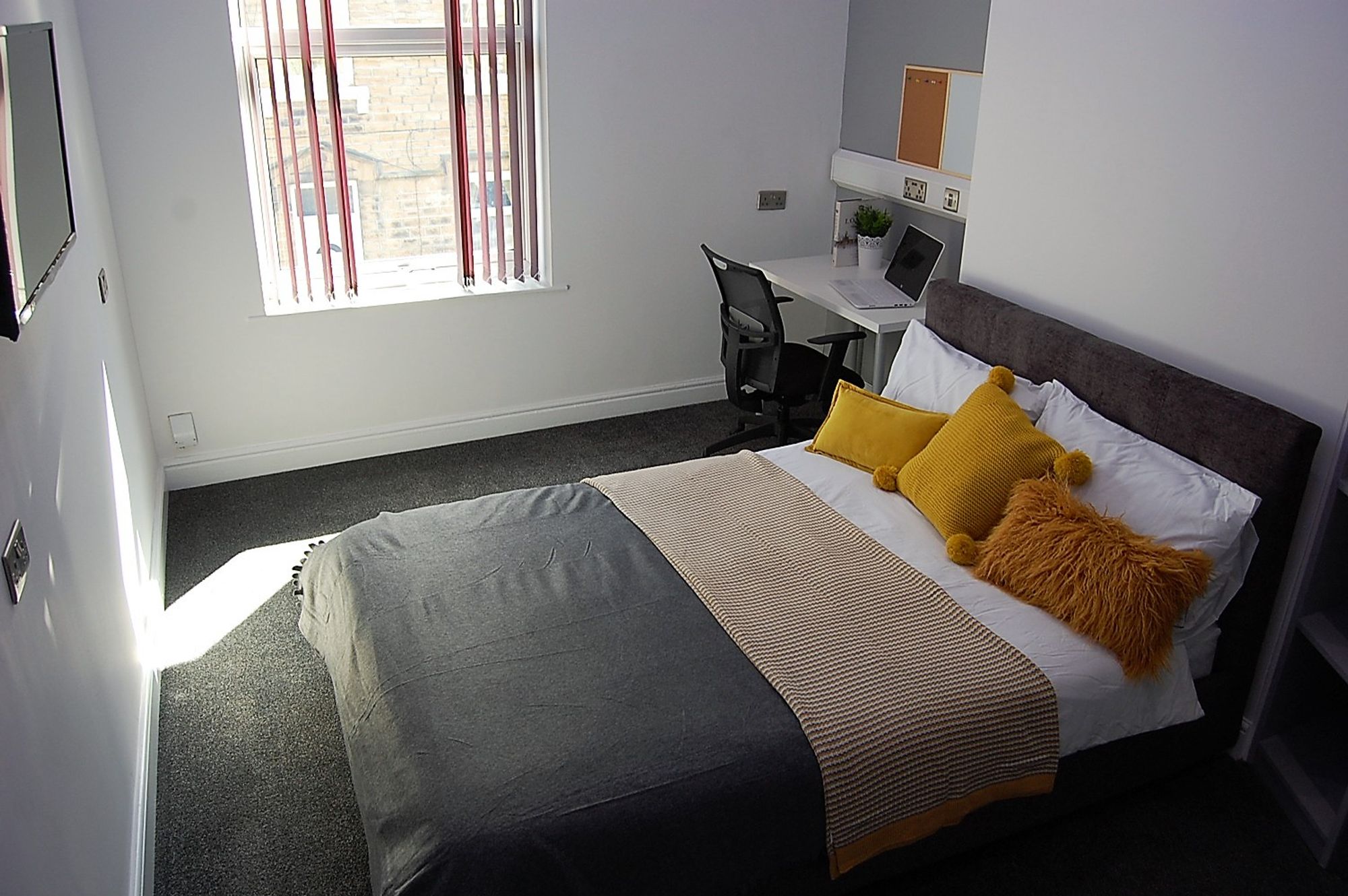 Flat Prince Street in Kirklees
