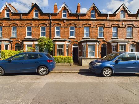 House St Ives Gardens in Belfast