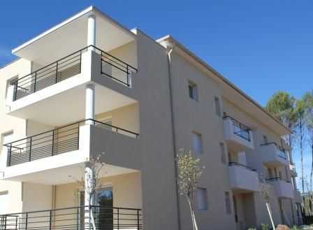 Appartement Place San Peïre à Roquebrune-sur-Argens
