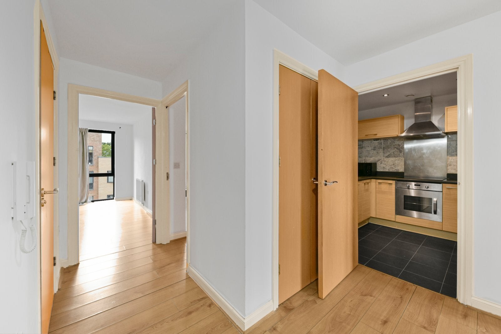 Flat Mornington Close in Greater London