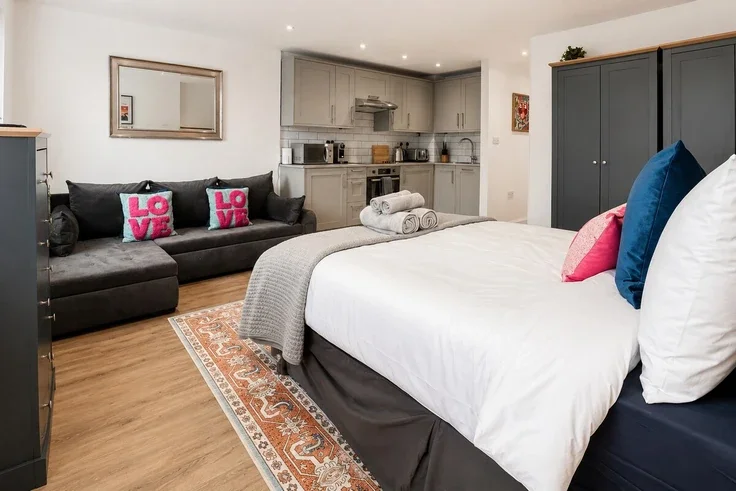 Flat Great Eastern Street in Greater London