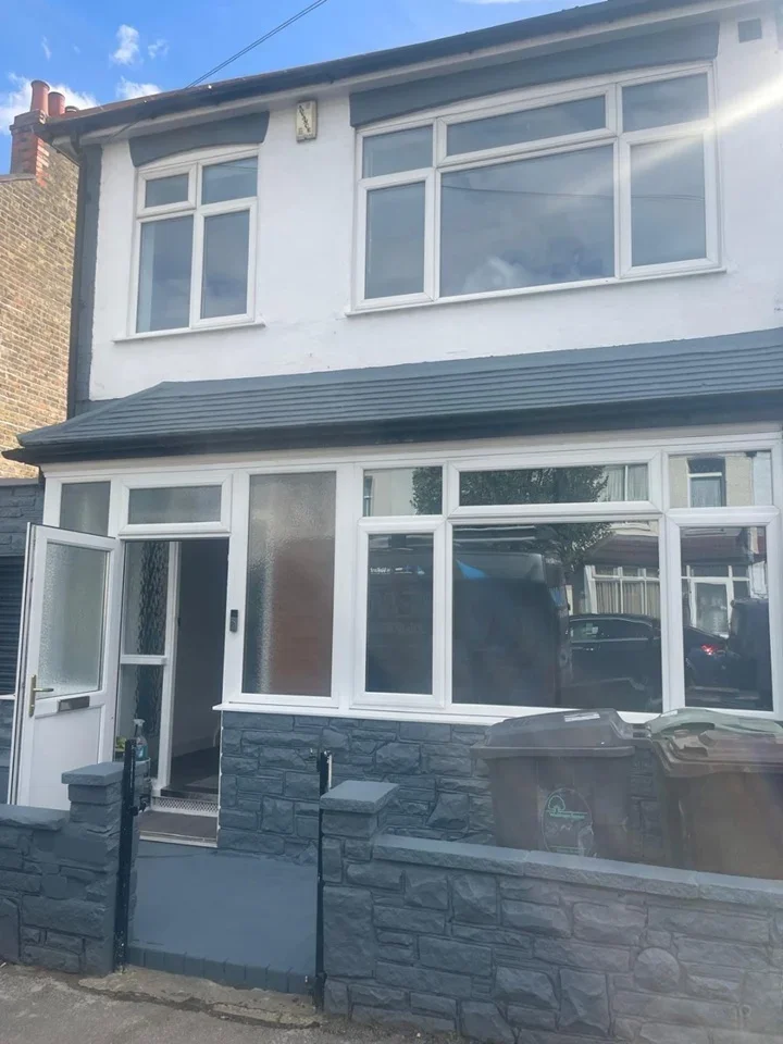 House Kimberley Road in Greater London