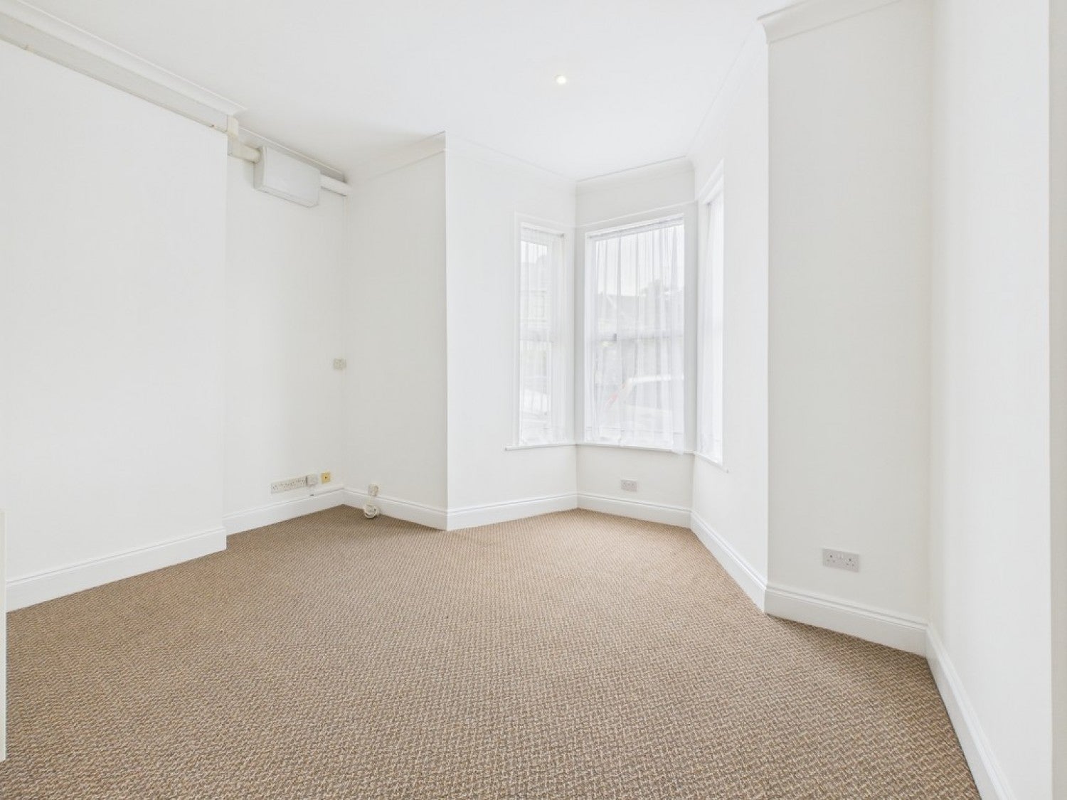 Flat Garden Crescent in Plymouth