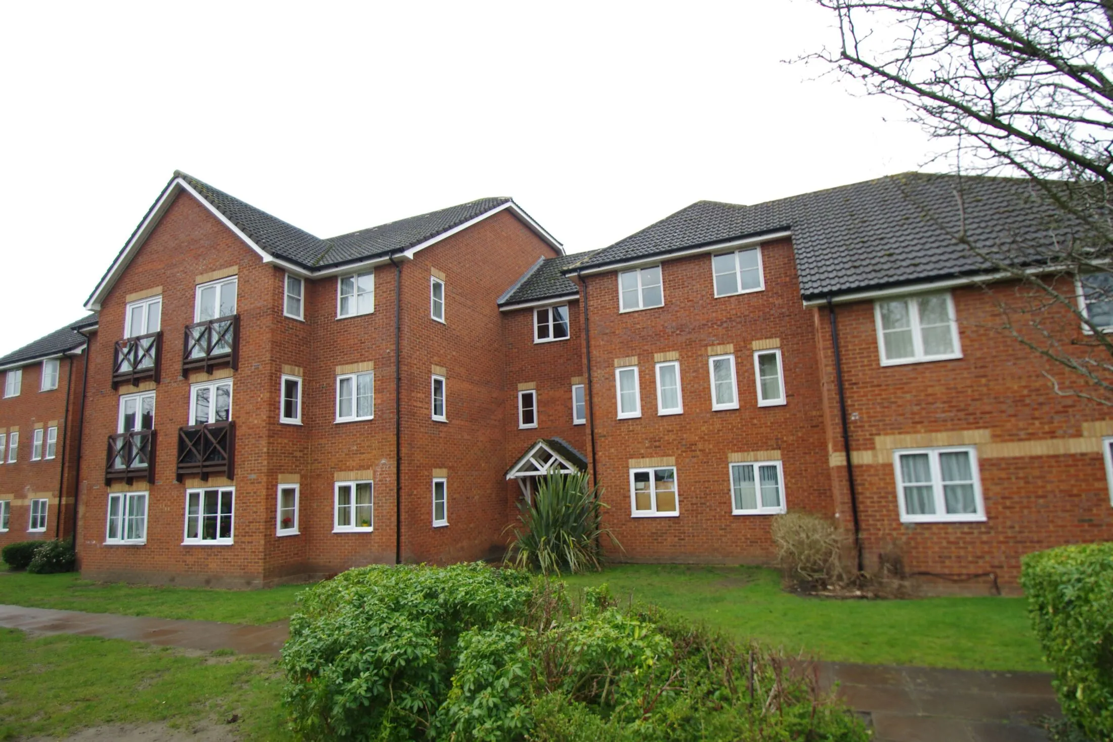 Flat Rickmansworth Road in Watford