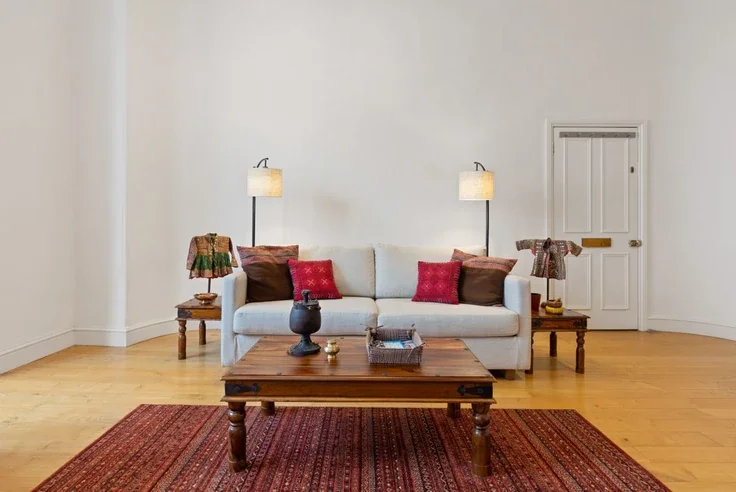 Flat Gloucester Terrace in City of Westminster