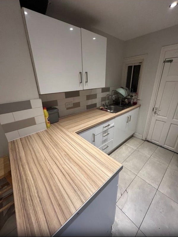 Room Rookstone Road in Greater London