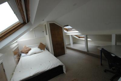 Flat Cranston Road in Greater London