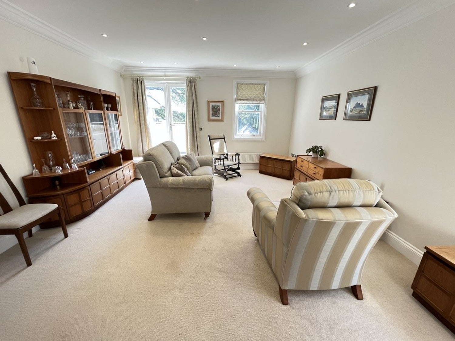 Flat Wray Park Road in Reigate and Banstead